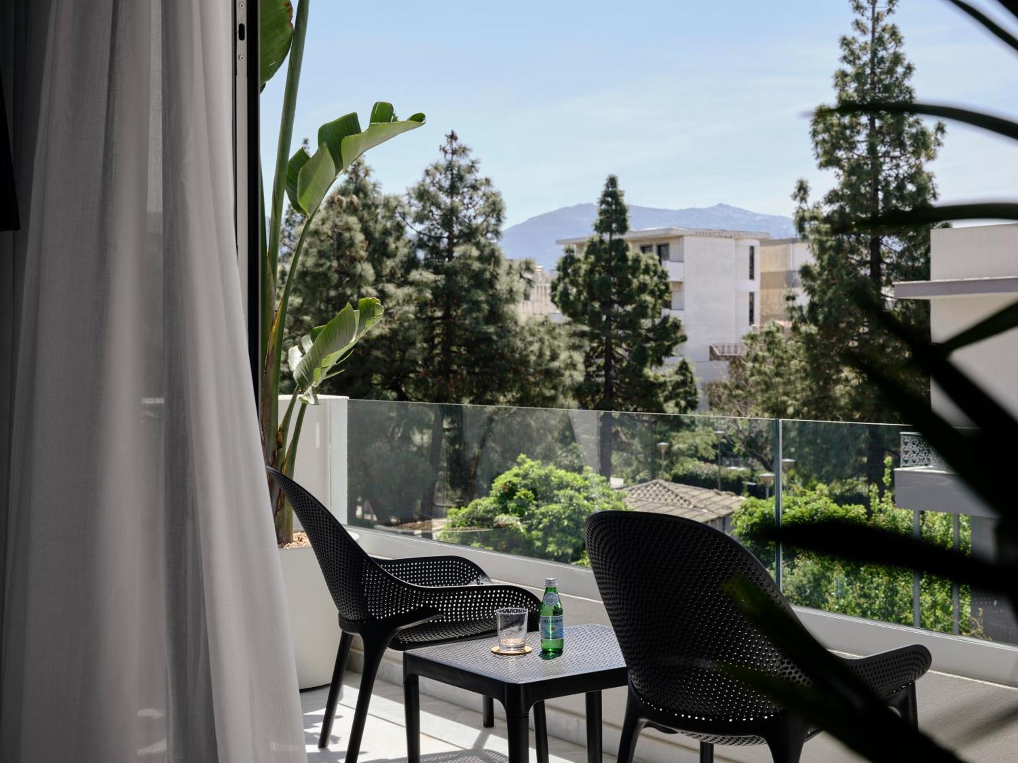 Bond Smart Living Suites Atény Exteriér fotografie